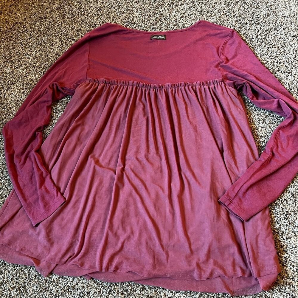 Matilda Jane women’s size M top, maroon, stretchy, flowing